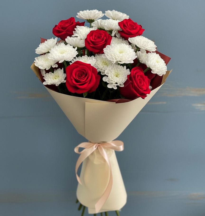 Букет цветов из: Розы и Хризантемы в Сенном Краснодарский край