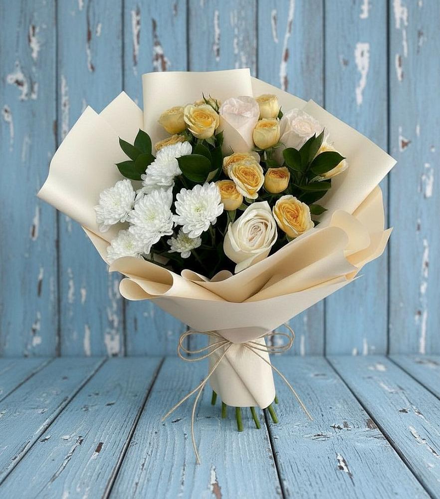 Букет цветов из: Розы и Хризантемы в Сенном Краснодарский край