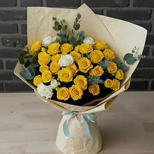 Букет цветов из:  Розы в Сенном Краснодарский край