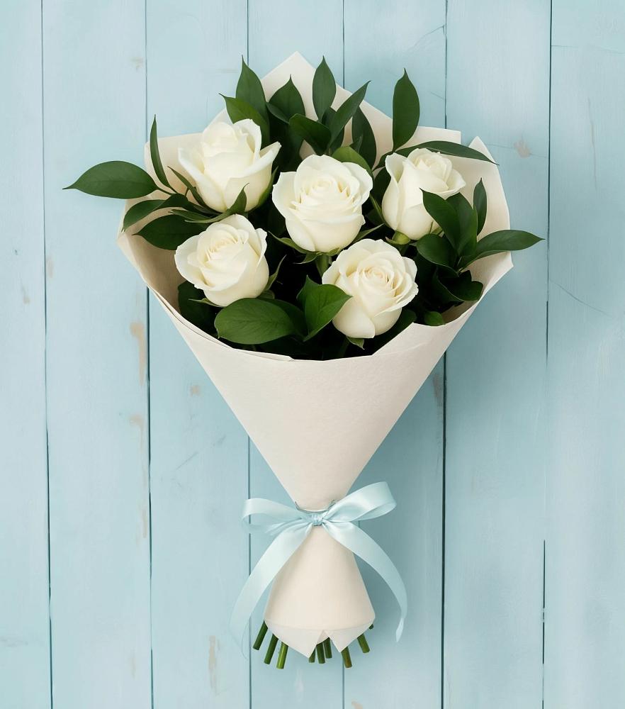 Букет цветов из: Розы в Сенном Краснодарский край