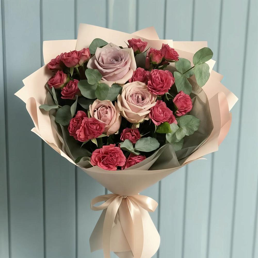 Букет цветов из: Гвоздики и Розы в Сенном Краснодарский край