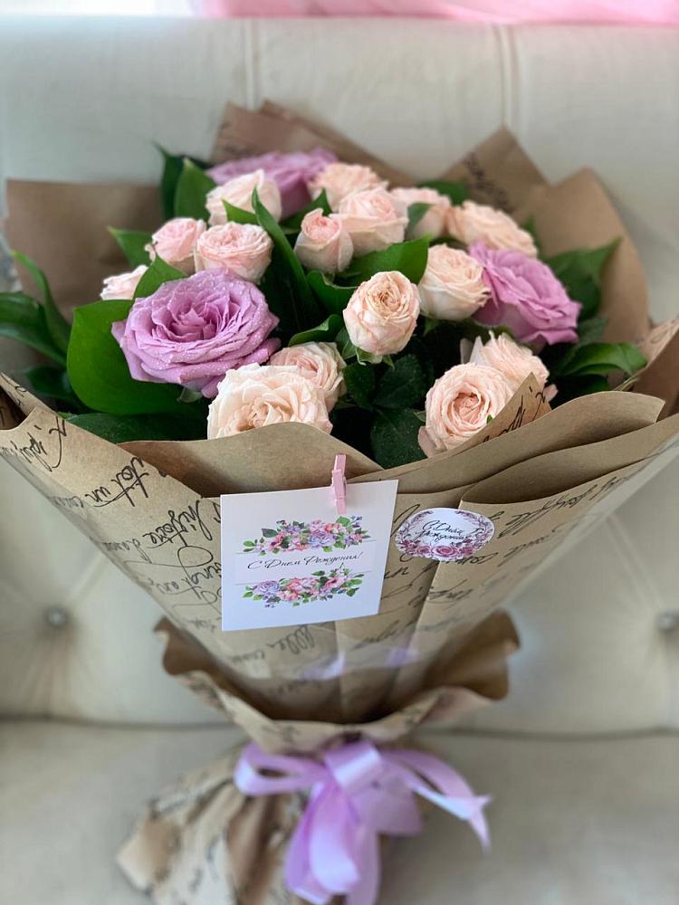 Букет цветов из: Розы в Сенном Краснодарский край