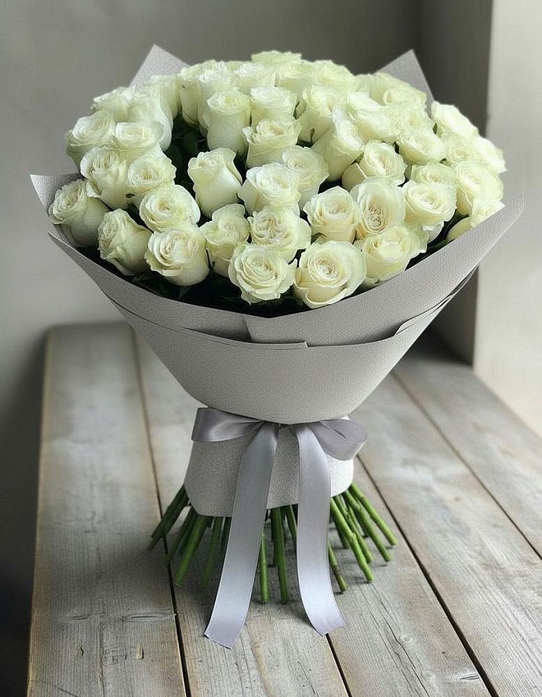 Букет 35 Белых роз в Сенном Краснодарский край