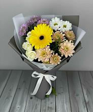 Букет цветов из:  Розы, Герберы и Хризантемы #REPLACE_PRED# Сенном Краснодарский край