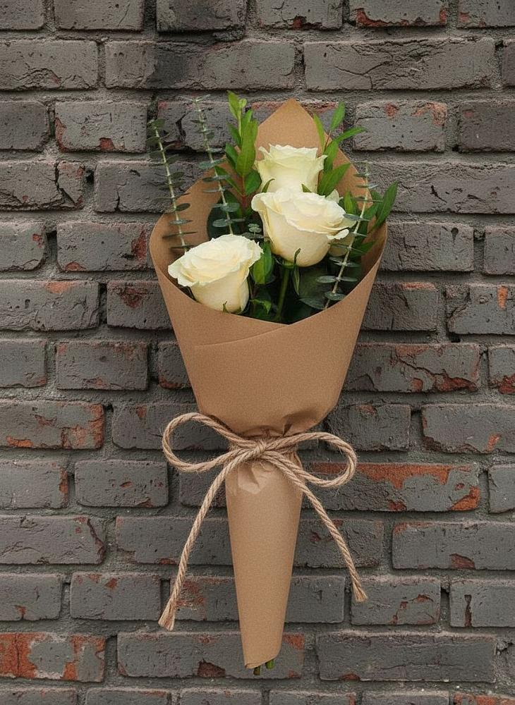 Букет цветов из: Розы в Сенном Краснодарский край