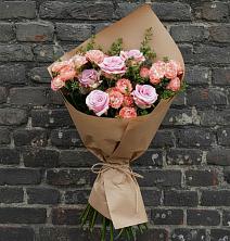 Букет цветов из:  Розы в Сенном Краснодарский край