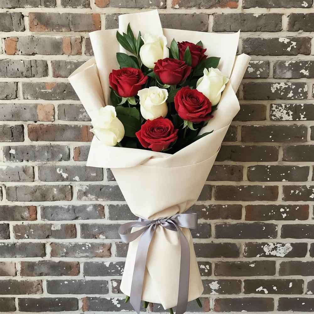 Букет цветов из: Розы в Сенном Краснодарский край