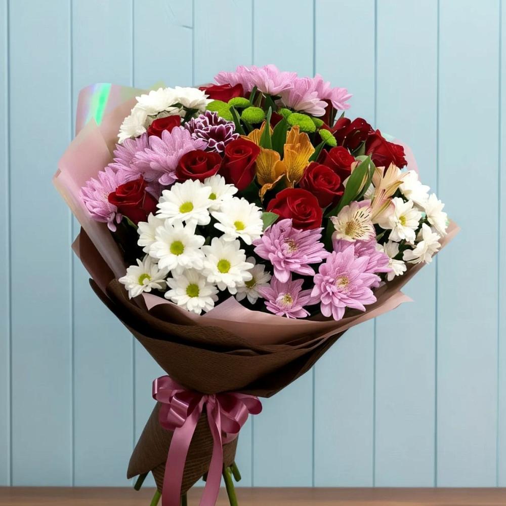 Букет цветов из: Розы, Хризантемы и Альстромерии в Сенном Краснодарский край