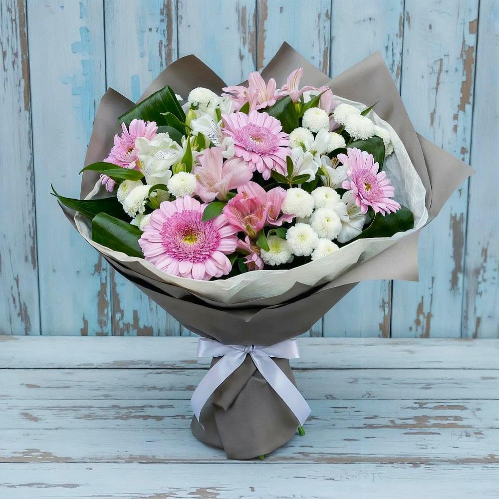 Букет цветов из: Герберы, Альстромерии и Хризантемы в Сенном Краснодарский край
