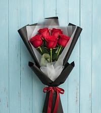 Букет цветов из:  Розы в Сенном Краснодарский край