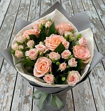 Букет цветов из:  Розы #REPLACE_PRED# Сенном Краснодарский край