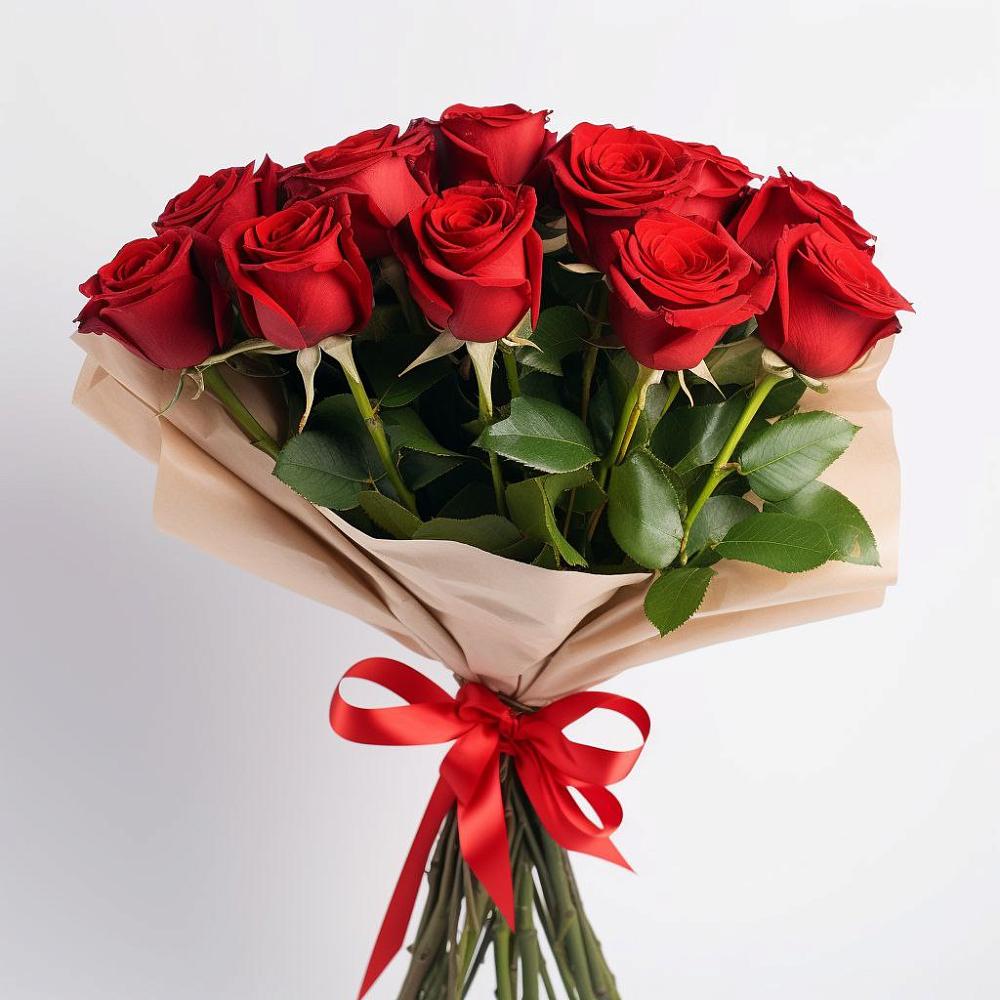 Букет 11 Красных роз Эдлесс Лав в Сенном Краснодарский край